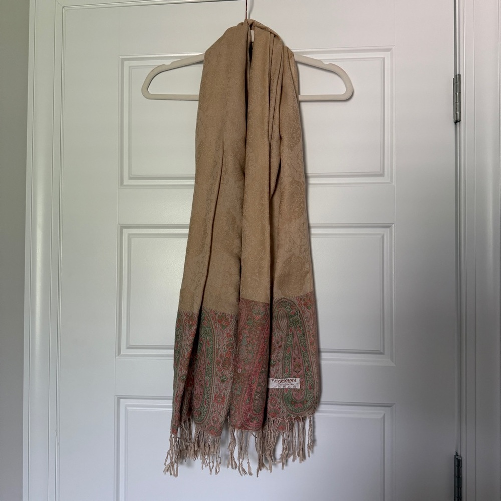 Pashmina Elegant Tan and Green Paisley Scarf